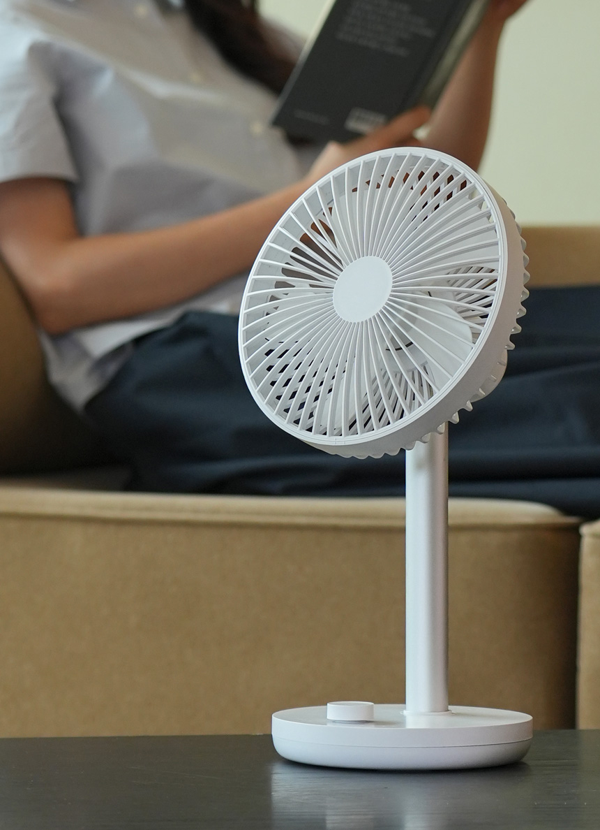 5엽 자동좌우회전 상하조절 분리세척  무선 탁상용선풍기